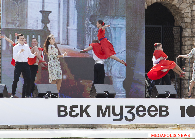 Полтавченко принял участие в весеннем Празднике фонтанов