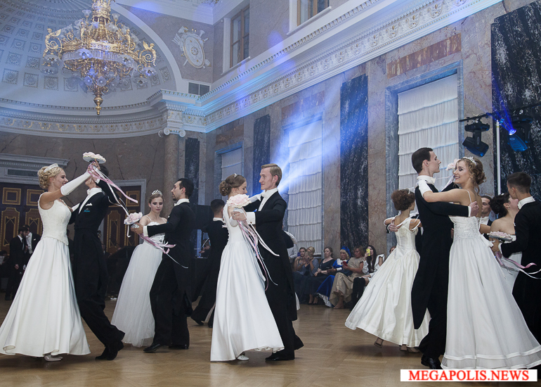 Бал «Петербургская симфония» - возрождение традиций