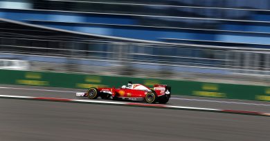 Red Bull SHOWRUN F1: почувствуй скорость в центре Петербурга Red Bull SHOWRUN F1: почувствуй скорость в центре Петербурга